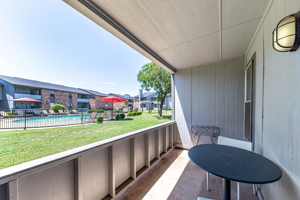 Images & Video Arbor Creek Apartments